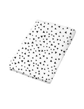 Sábana de Cajón para Colecho/Corral (74x110) - Triangulitos Negros